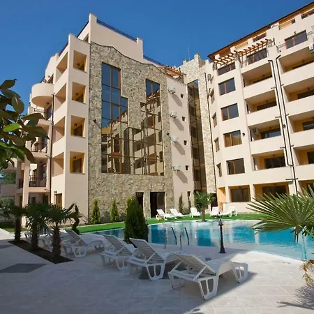 Aparthotel Emerald Paradise